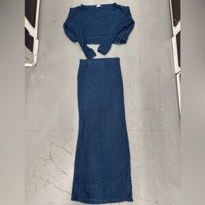 Olive + Oak XS Elegant Blue Knit Skirt Coord Set